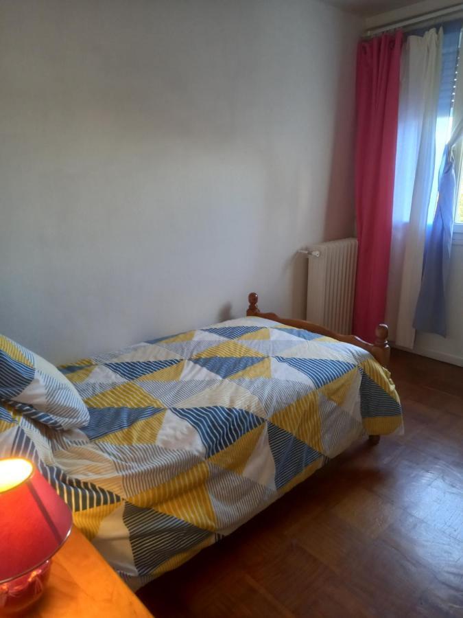 Spacieux Appartement 4 Pieces Beauvais Extérieur photo